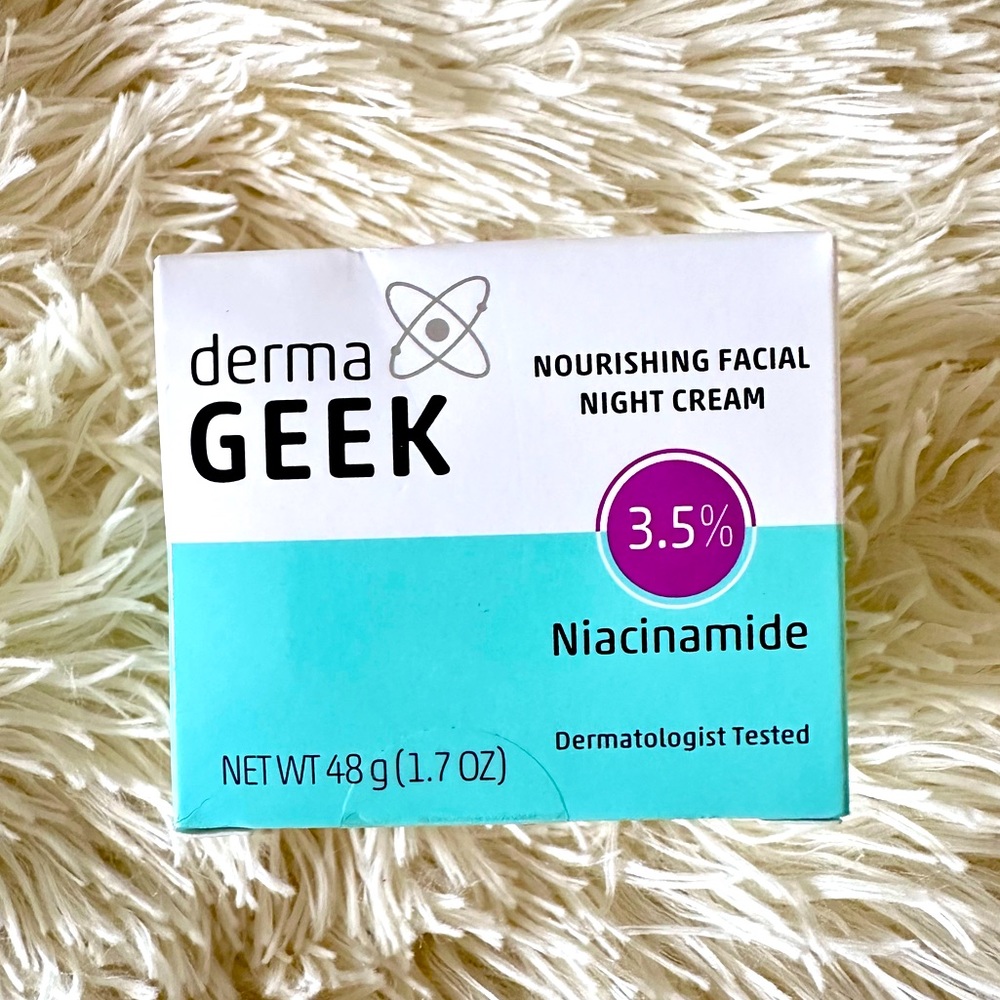 BNIB! Unopened & Sealed dermaGeek Niacinamide Nourishing Night Cream 1.7oz